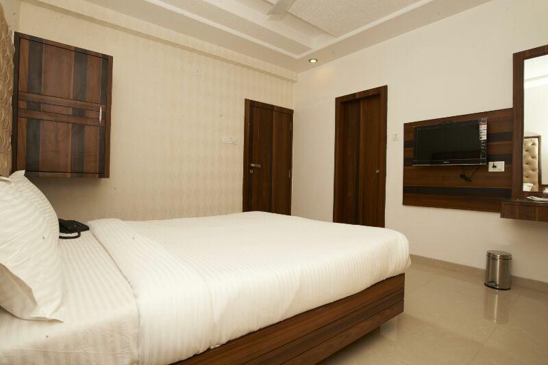 Collection O Satyan Inn Shirdi Quarto foto
